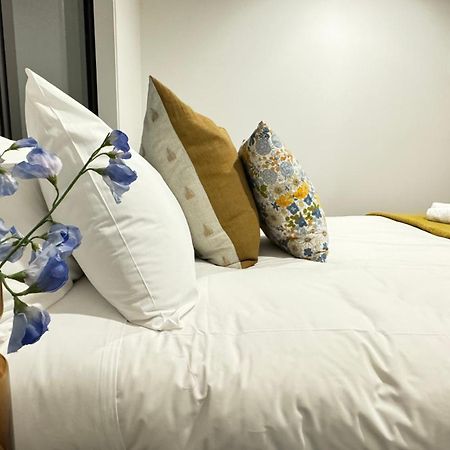 Hillside Studio Queenstown Bagian luar foto
