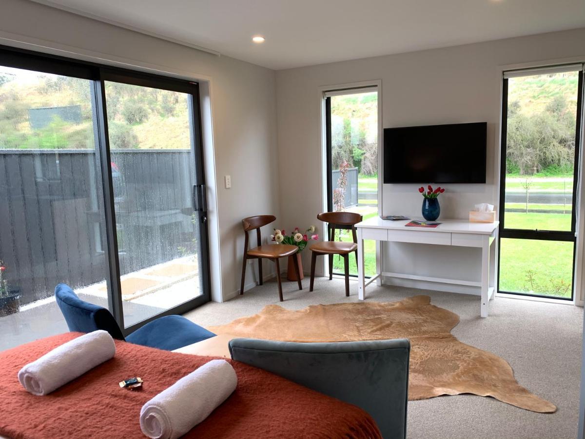 Hillside Studio Queenstown Bagian luar foto