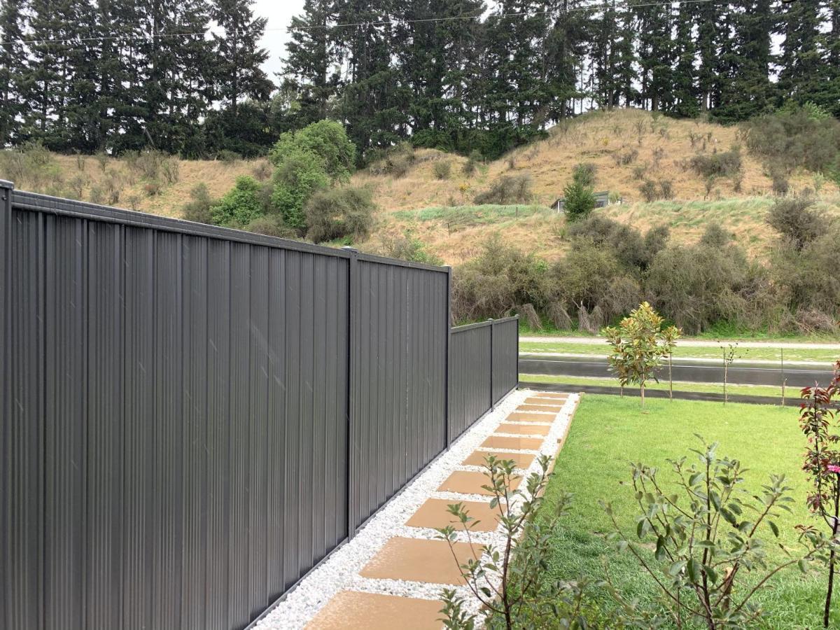 Hillside Studio Queenstown Bagian luar foto
