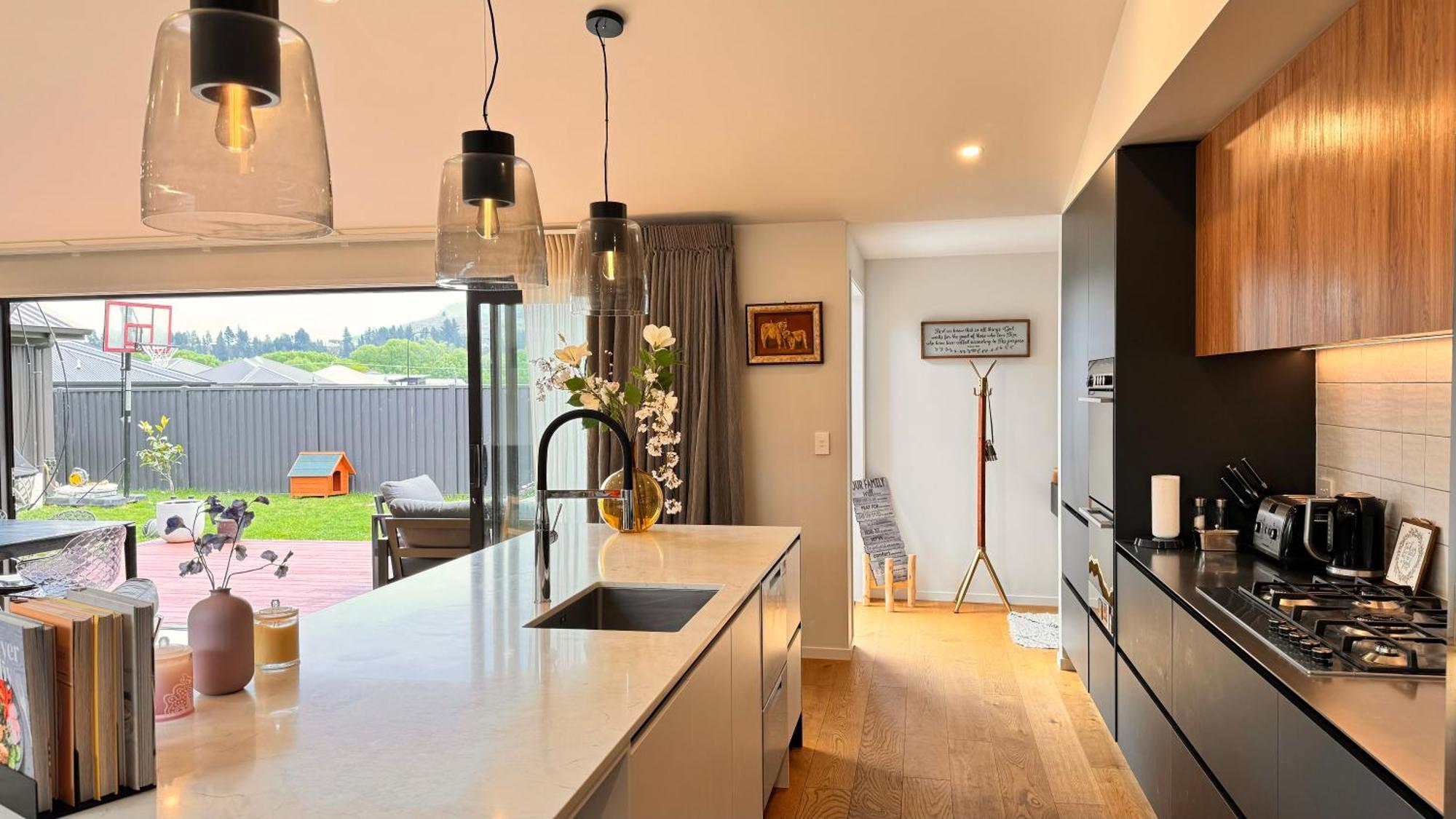 Hillside Studio Queenstown Bagian luar foto